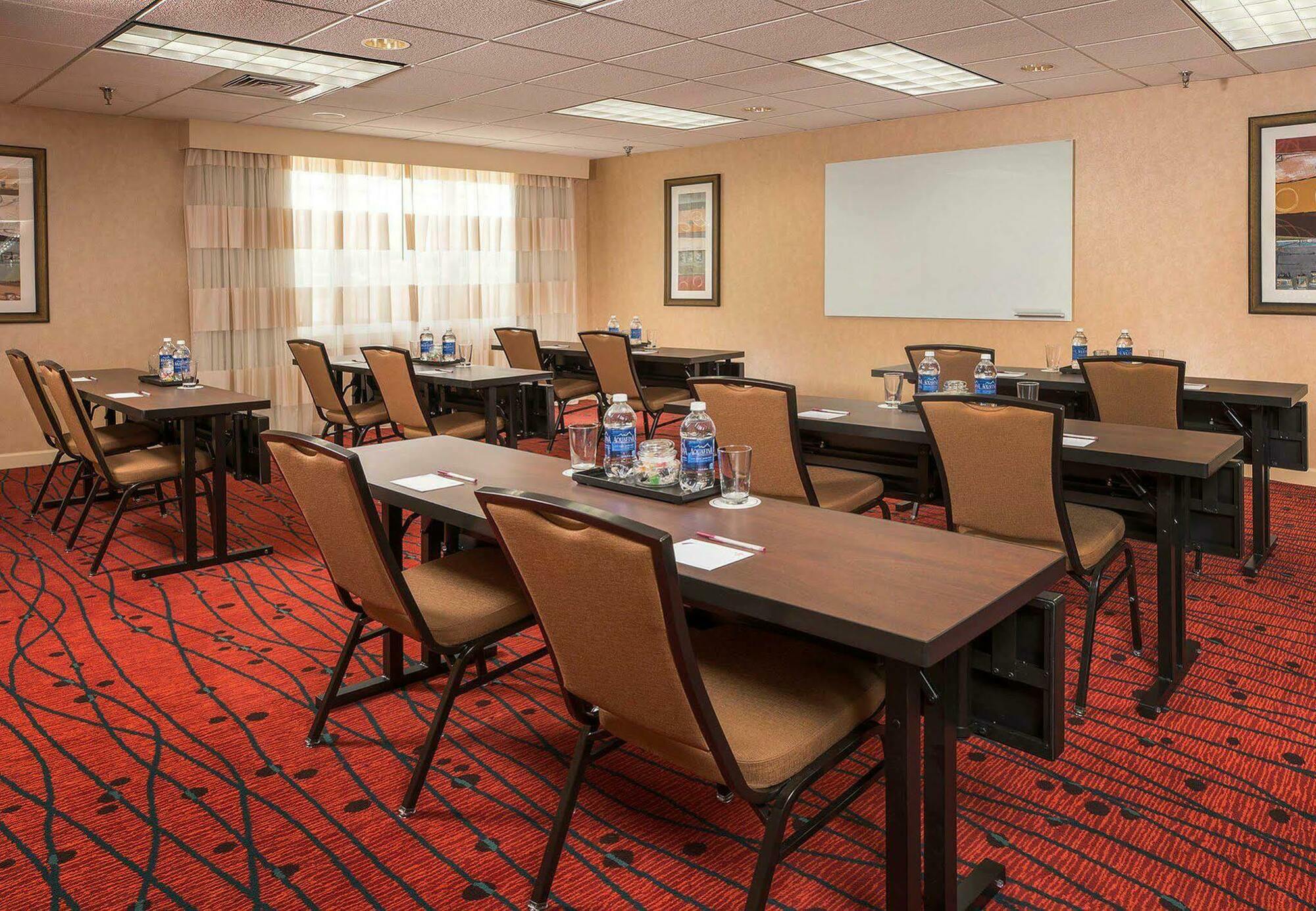 Residence Inn Fairfax מריפילד מראה חיצוני תמונה